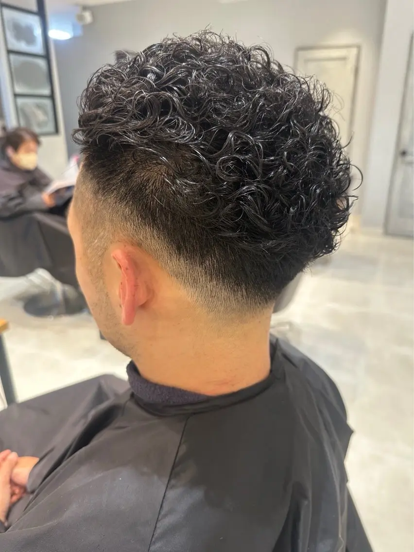 ショート パーマ メンズ 古河 湊斗のヘアスタイル