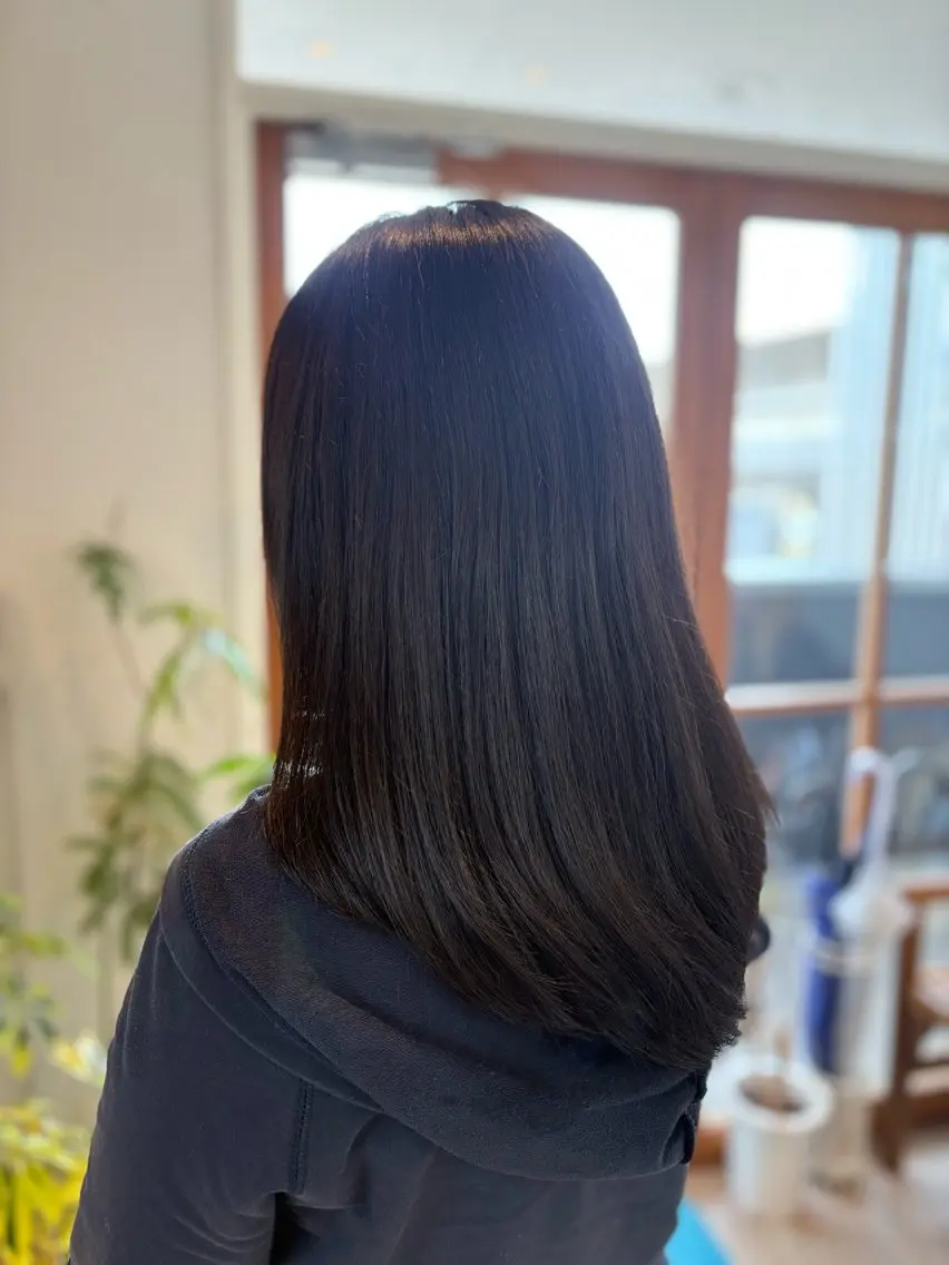 セミロング カラー ヘアカラー 安部 美里のヘアスタイル