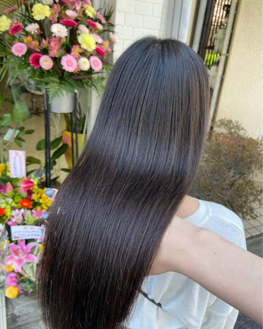 1番人気!傷ませない処理剤付き✨骨格カット✖️カラー✖️シルクトリートメントの写真