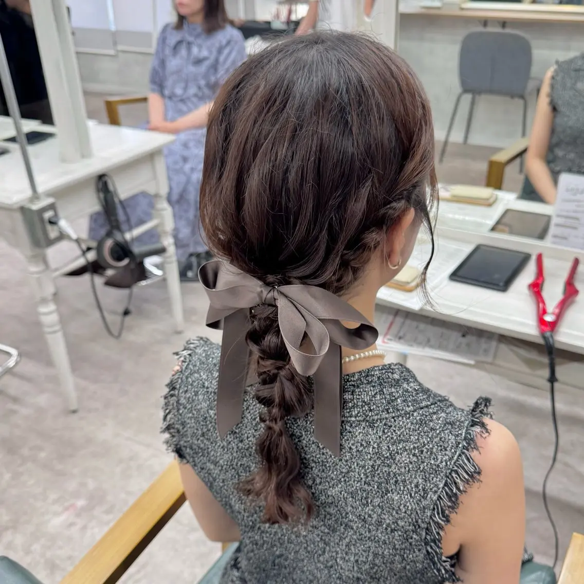 セミロング ヘアアレンジ JUNSHIN🦋 ヘアセット／カラーのヘアスタイル