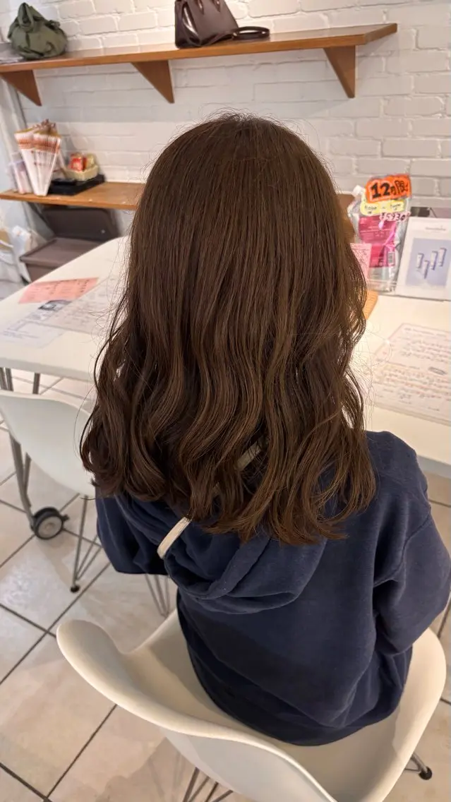ミディアム カラー カワサキ ミクのヘアスタイル