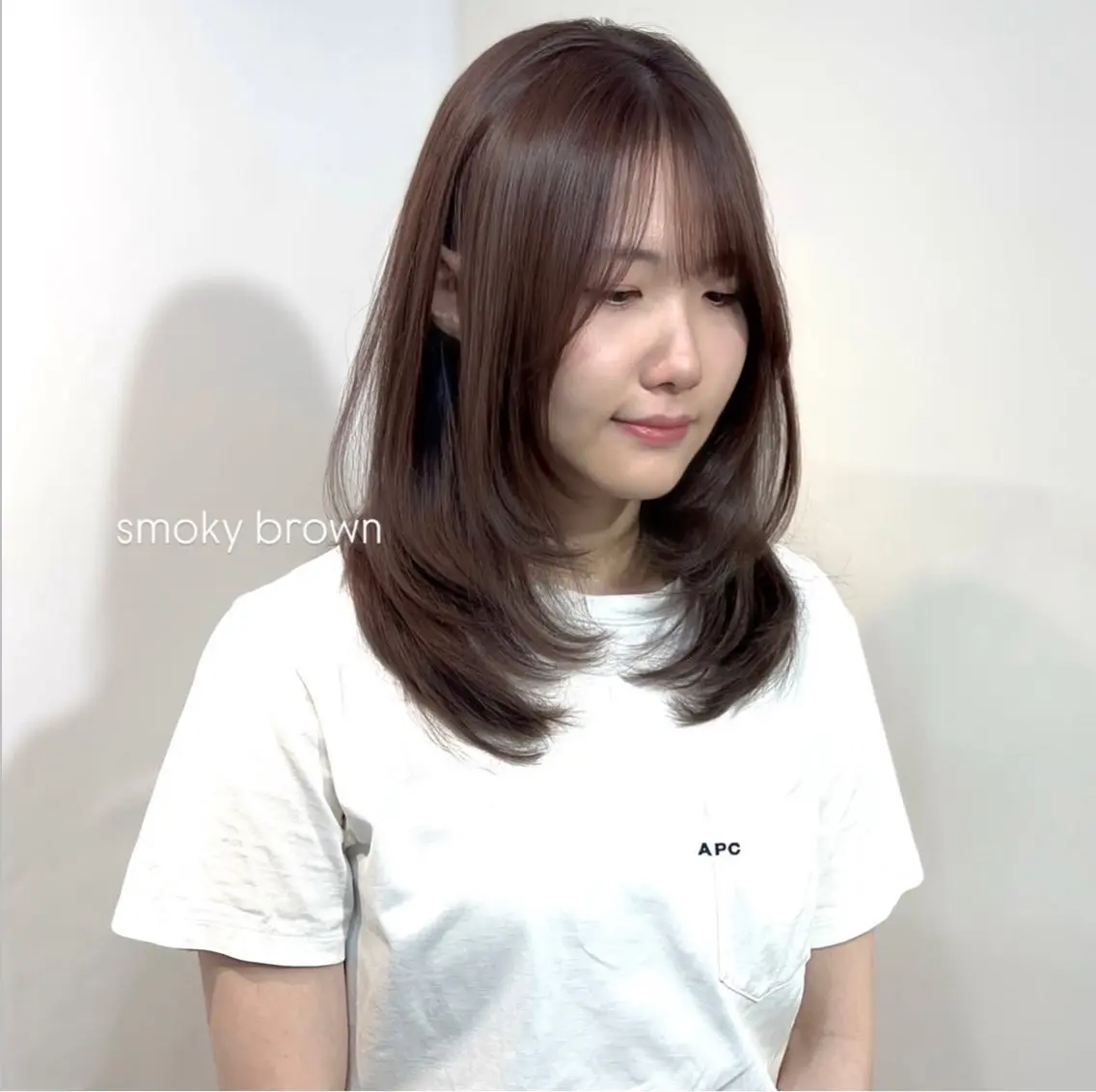 ミディアム カラー ブリーチ 透明感カラー ダブルカラー ブリーチなしカラー 前川 朋香のヘアスタイル