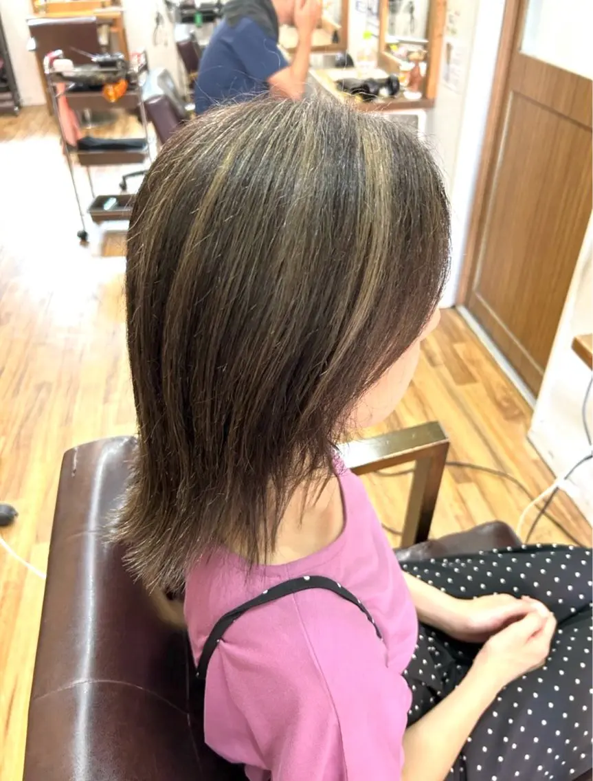 ミディアム カラー ヘアカラー コイエ カレンのヘアスタイル