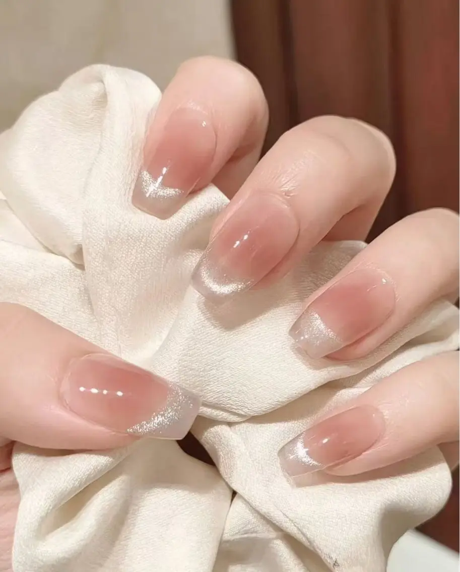 【✨ハンド・ジェルネイル✨】💖チークマグネットフレンチ💖ジェルオフ付き。長さ出し＋¥2,000（10本）の写真