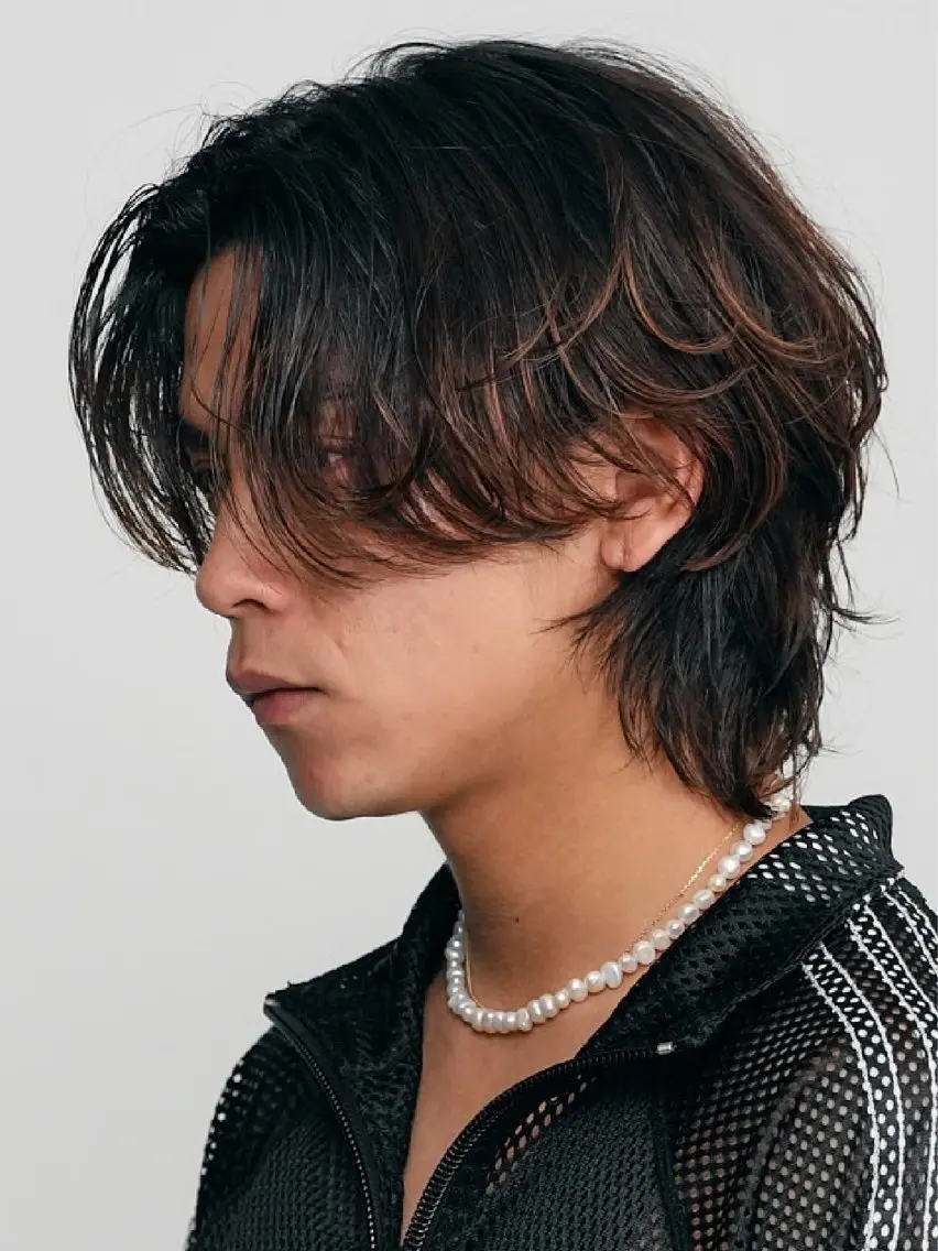 ミディアム パーマ メンズ ミディアムパーマ フェザーパーマ マッシュ メンズパーマ 学生（メンズ向け） fifth/原宿/ 毛流れ/しゅうとのヘアスタイル