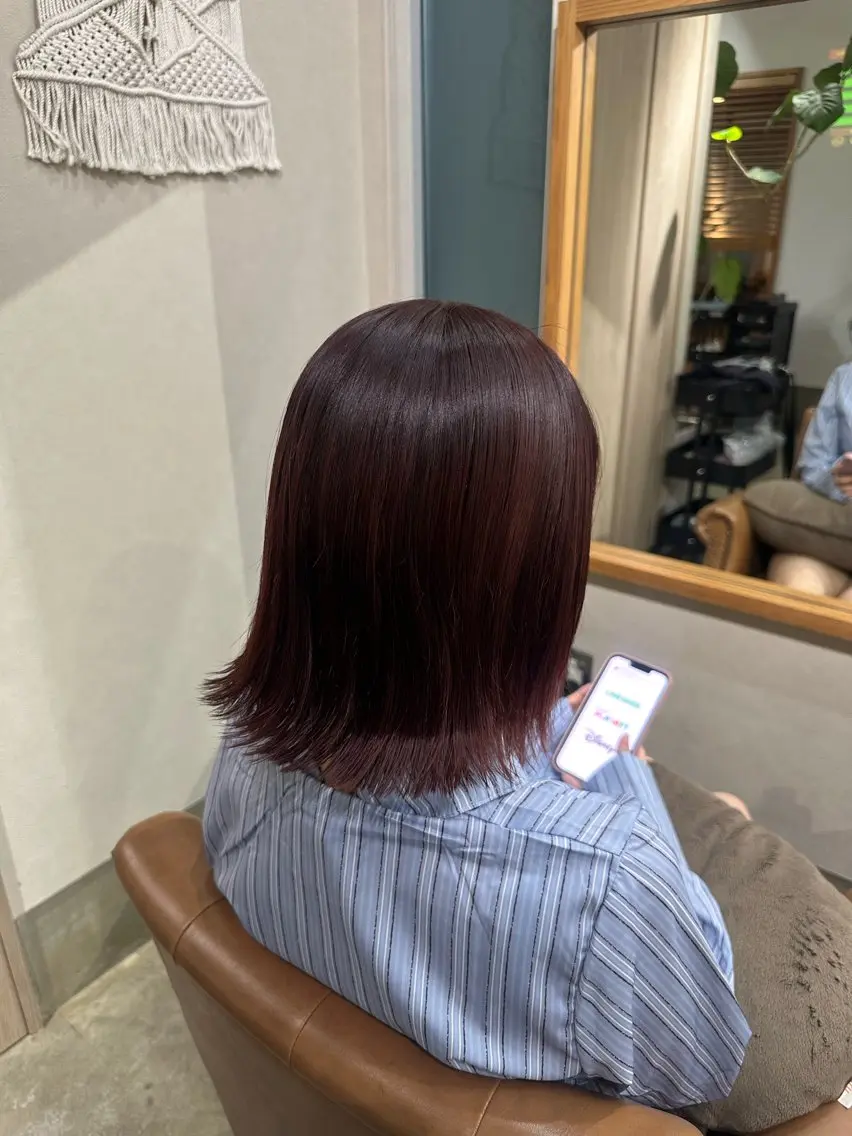 ショート ヘアカラー 大石 楓のヘアスタイル