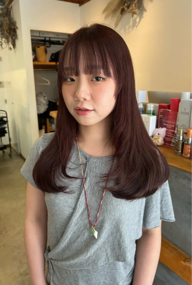 ロング カラー レイヤーカット 安達 咲のヘアスタイル