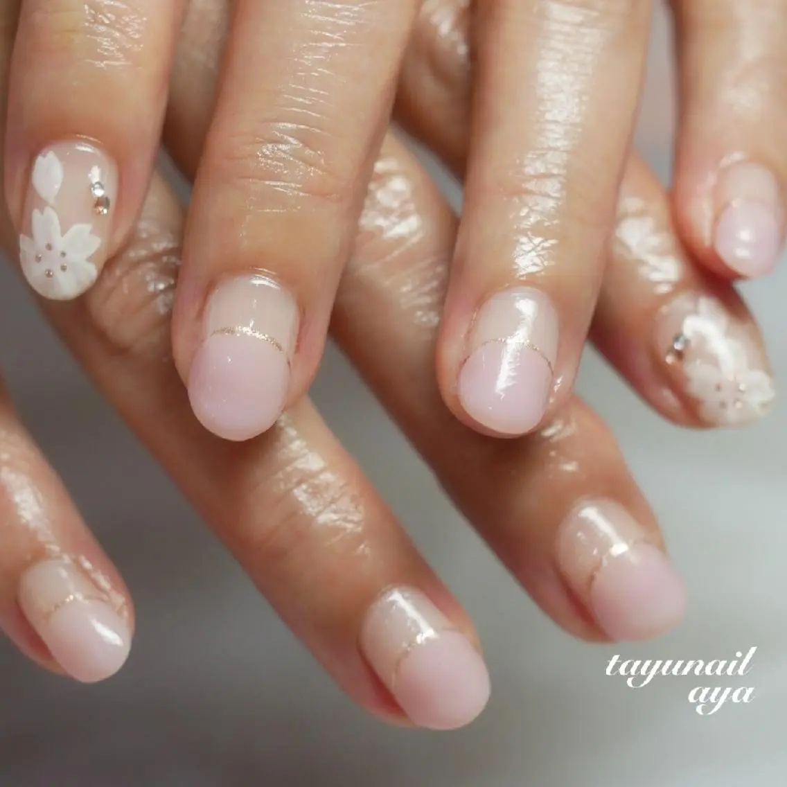 ネイル ブルー 桜ネイル フレンチネイル ジェルネイル パラジェル ネイルサロン 【たゆnail】のネイルデザイン