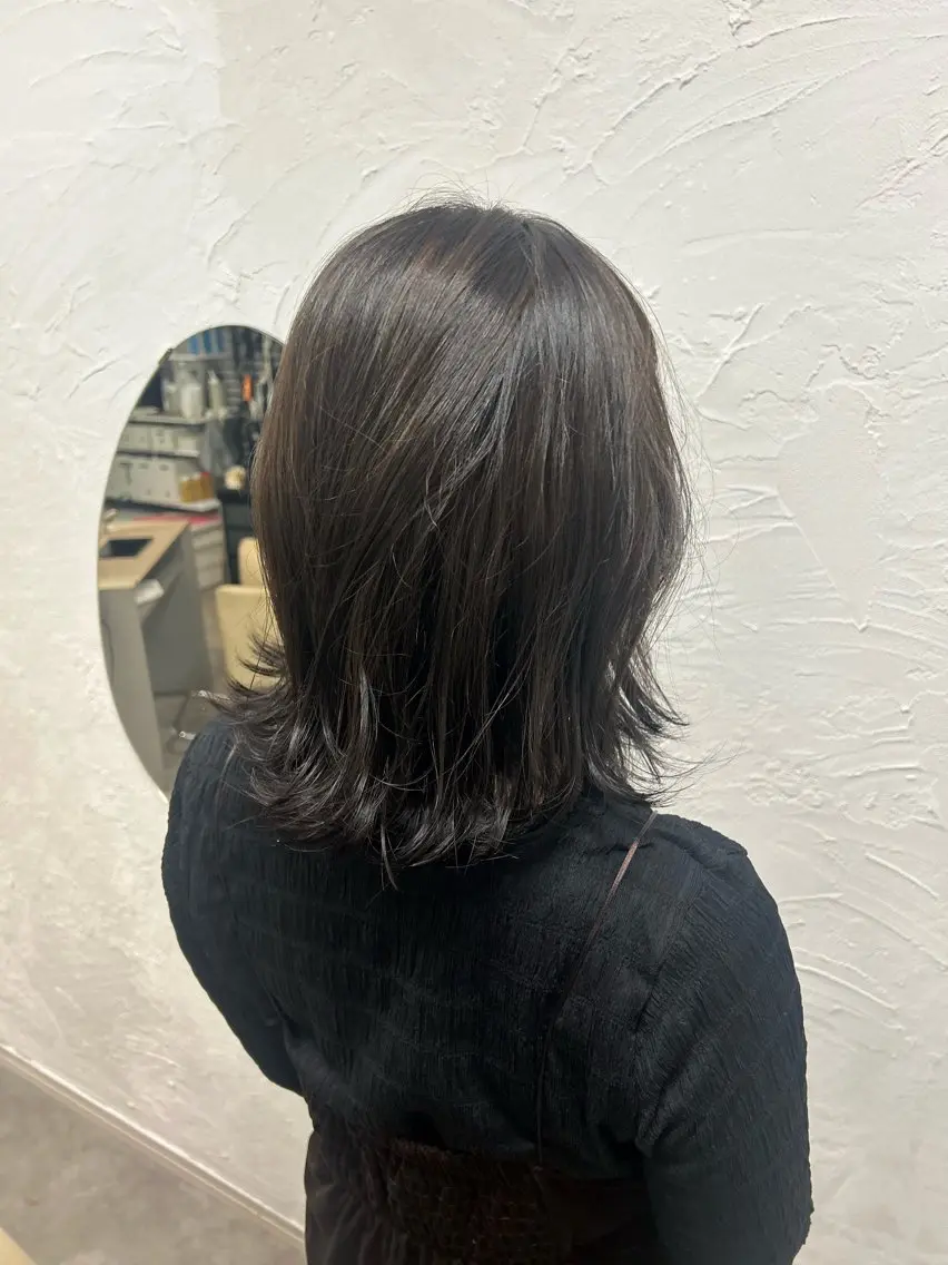 ミディアム カラー ヘアカラー トリートメント SiLO Yukinaのヘアスタイル