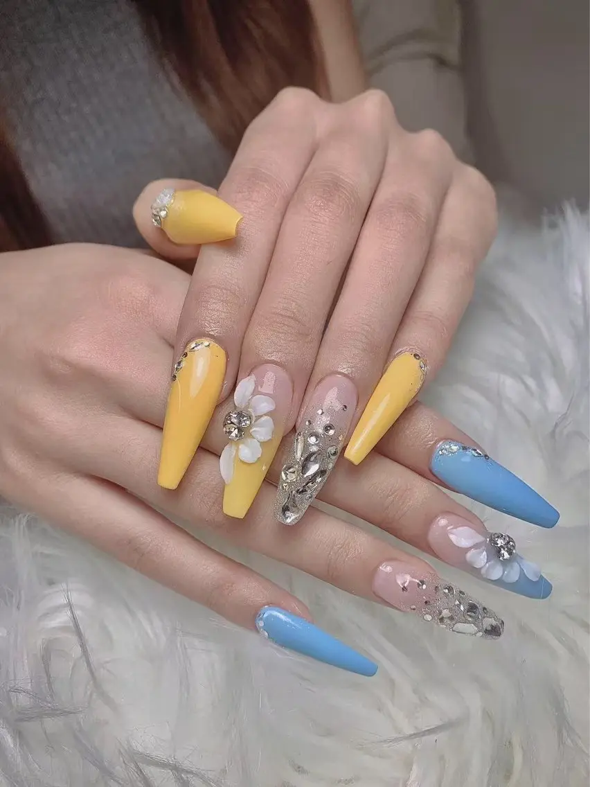 ネイル W·mai nail 関内のネイルデザイン