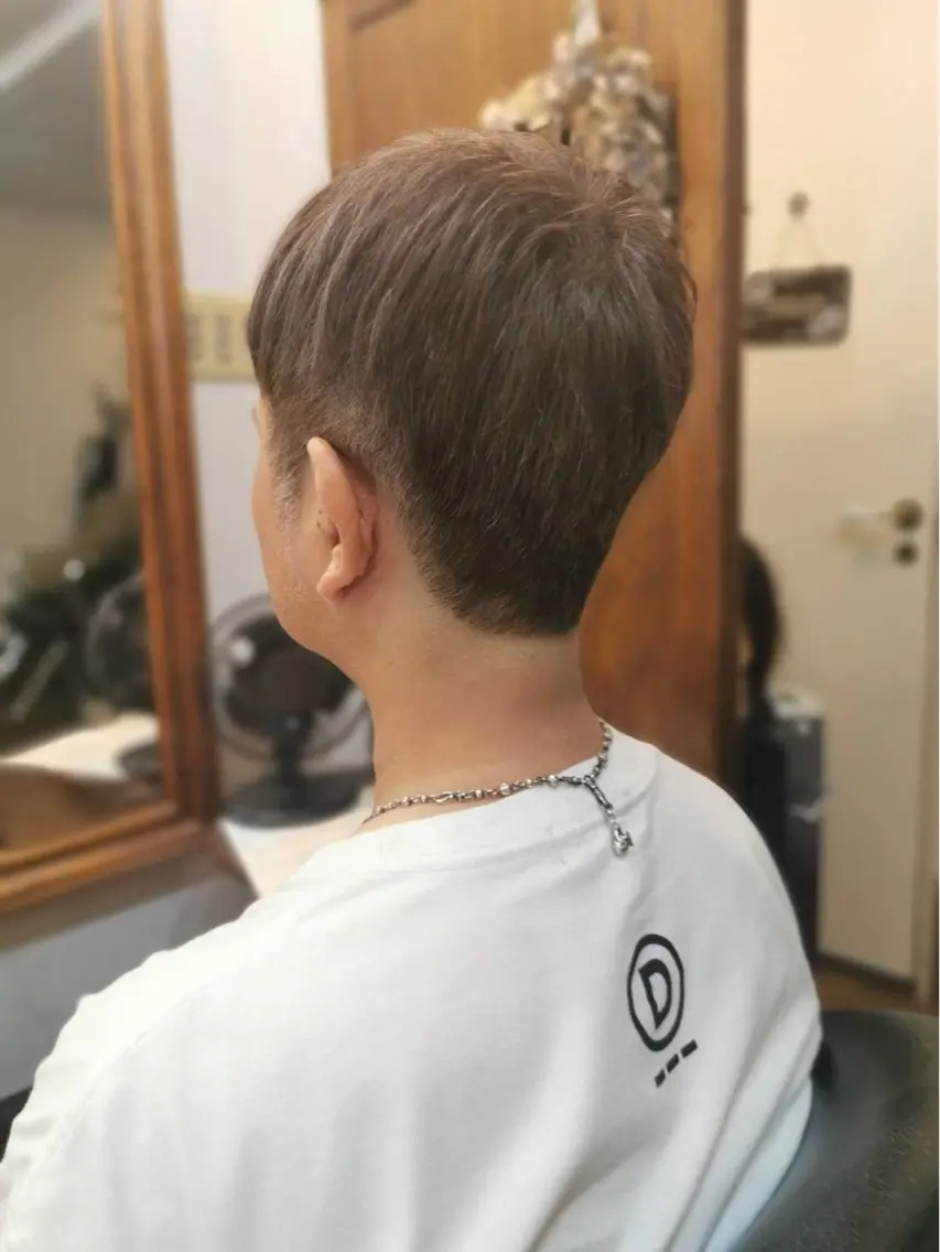 カラー メンズ 上間 洋子のヘアスタイル