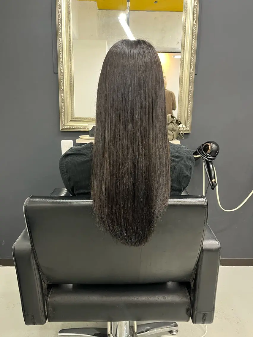 カラー 髪質改善 縮毛矯正 ヘアカラー ayame リクのヘアスタイル