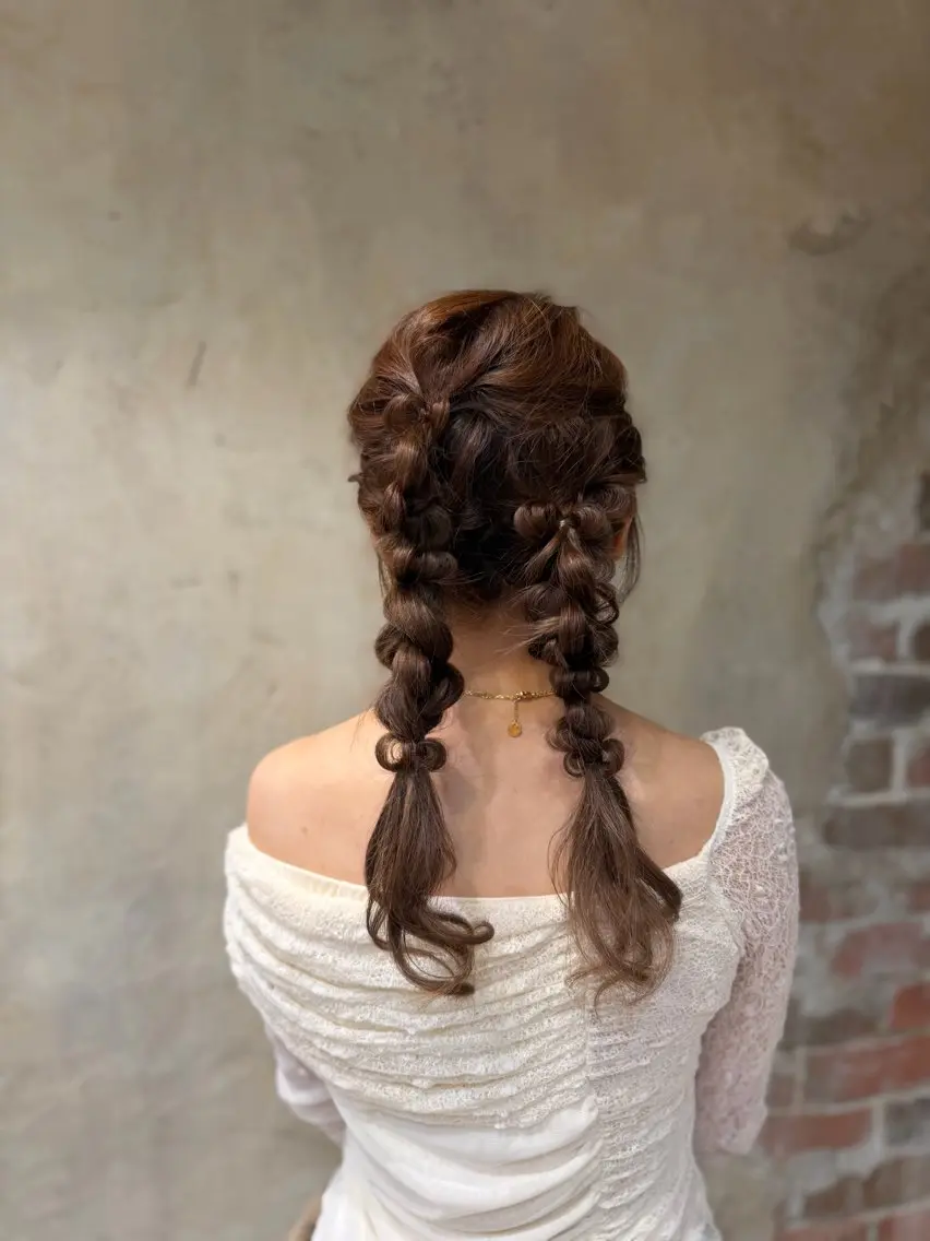 セミロング ヘアアレンジ 森井 心菜のヘアスタイル