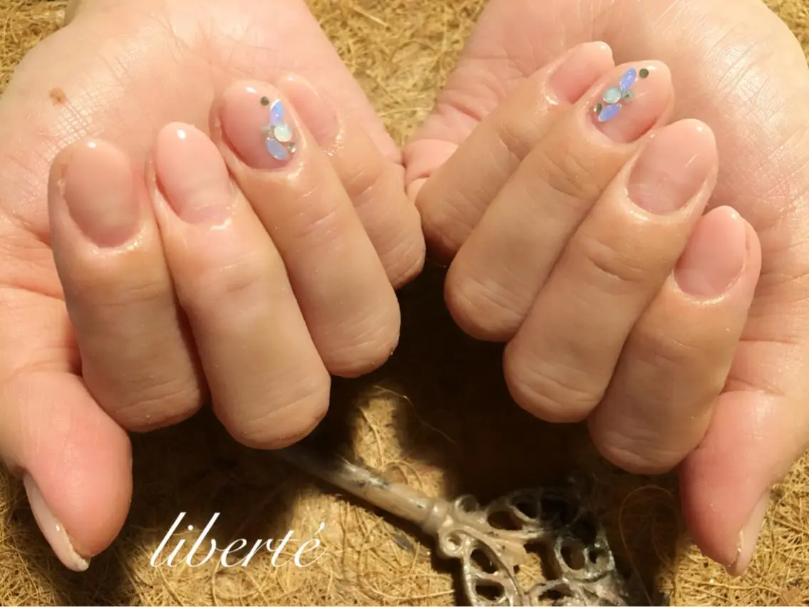 ネイル liberté (リベルテ)のネイルデザイン