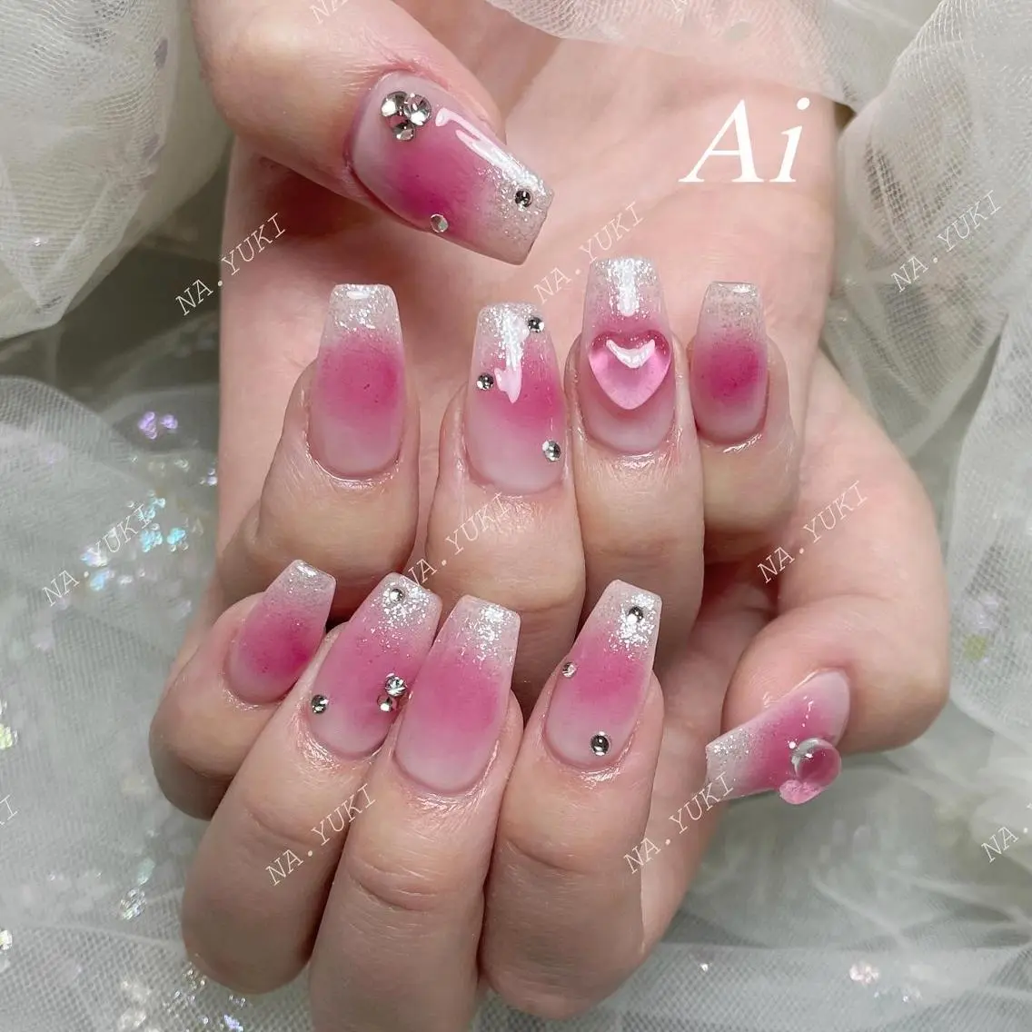 ネイル ハンドネイル ハンドケア 🦋 Queenieのネイルデザイン