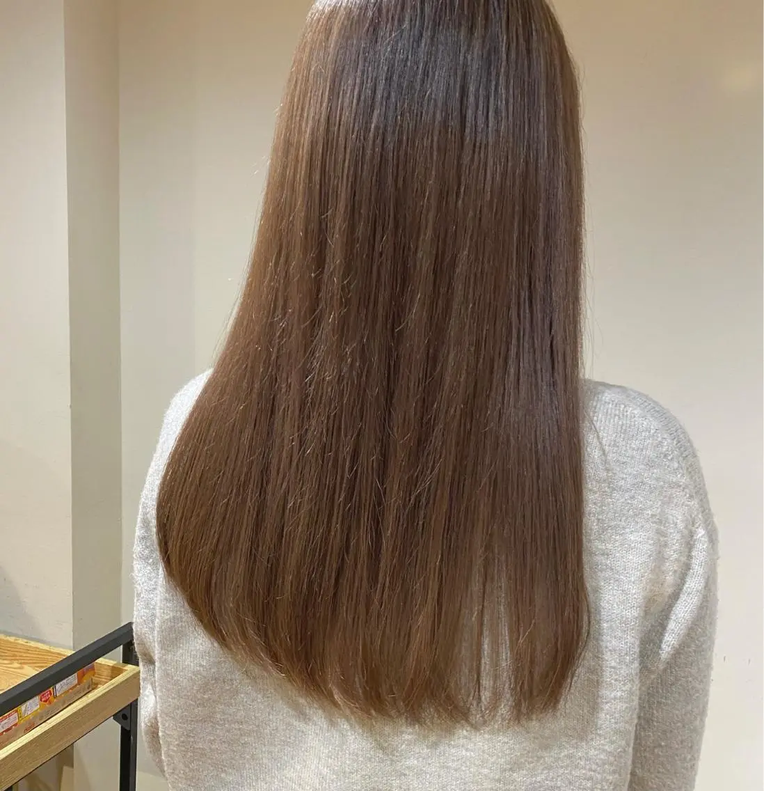 ロング io濱川 遥のヘアスタイル