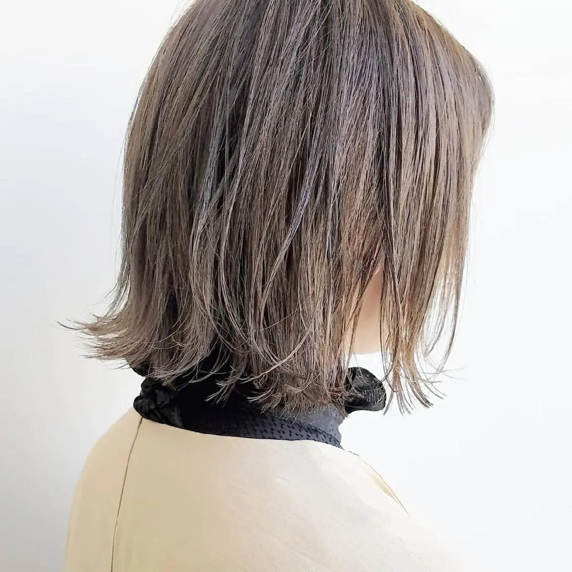 ショート カラー ヘアアレンジ ネイル ボブ iplus　眉毛と まつげパーマ専門店のマツエク・マツパデザイン