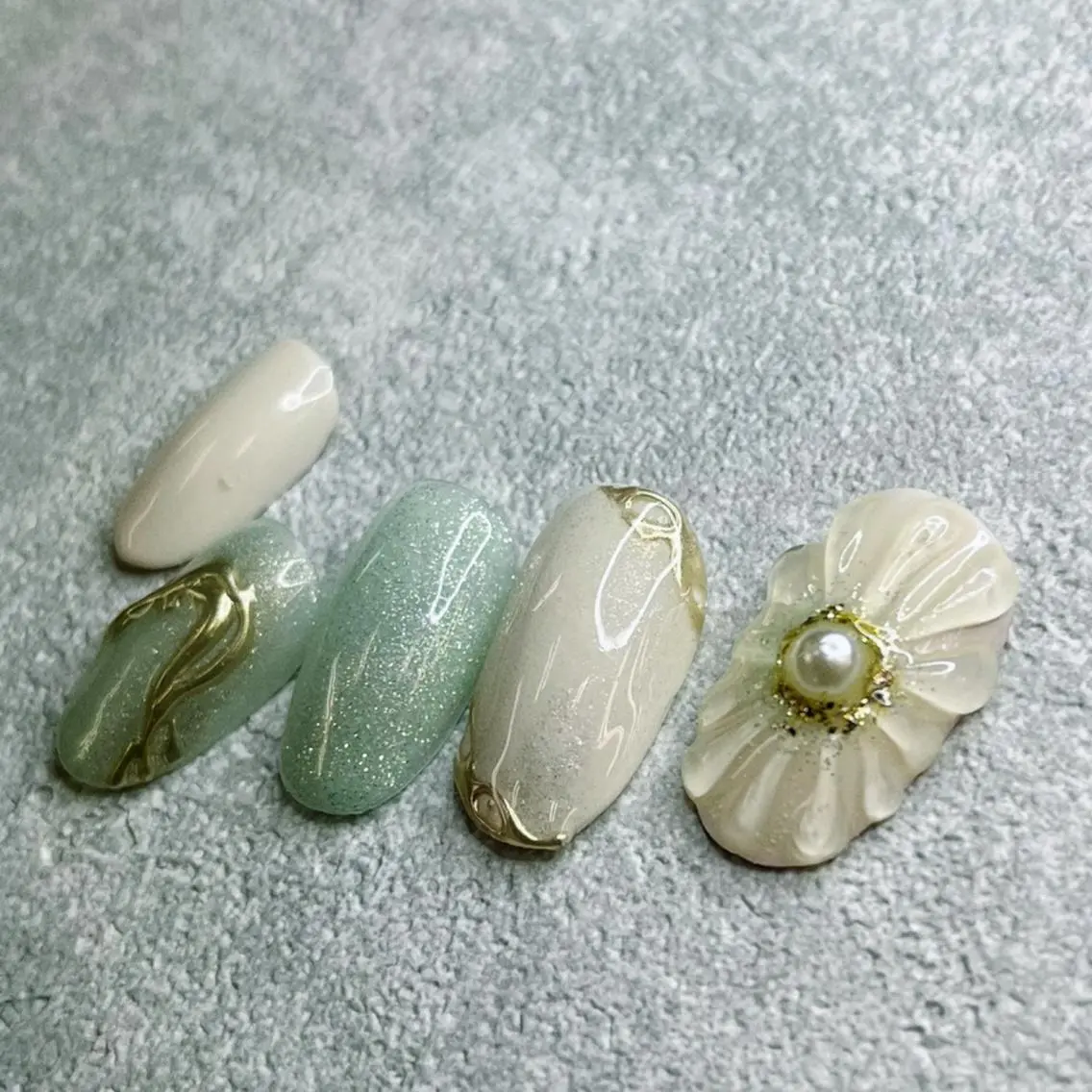 ネイル 春ネイル BlueDaisy 栄本店のネイルデザイン