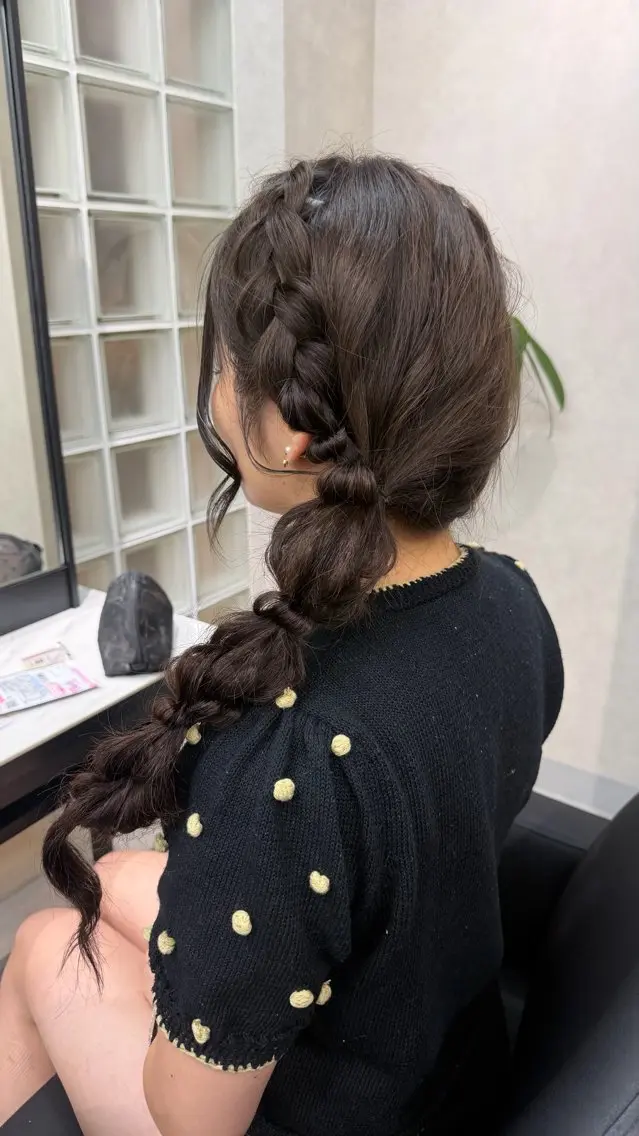 ロング ヘアアレンジ ヘアセット 渡里 優菜のヘアスタイル