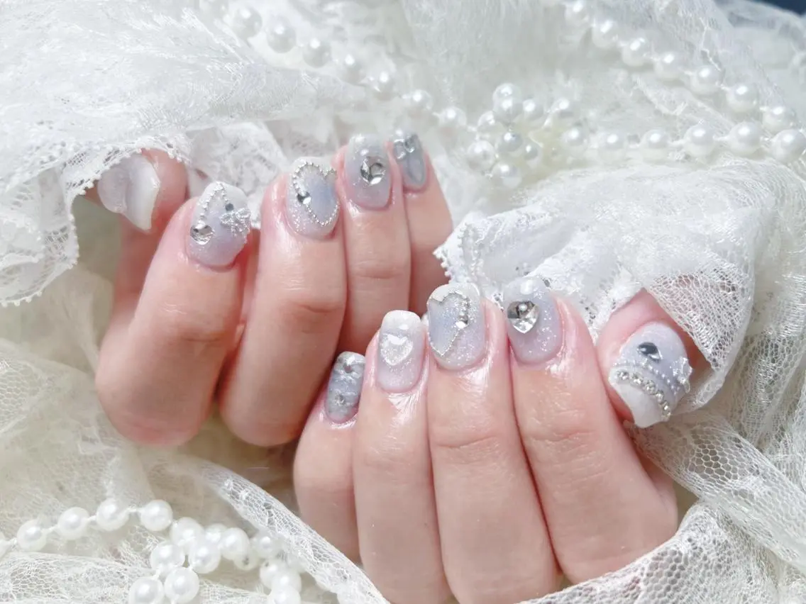 ネイル 長さ出し キラキラネイル 韓国ネイル マグネットネイル マットネイル 🐾みき 🧸のネイルデザイン