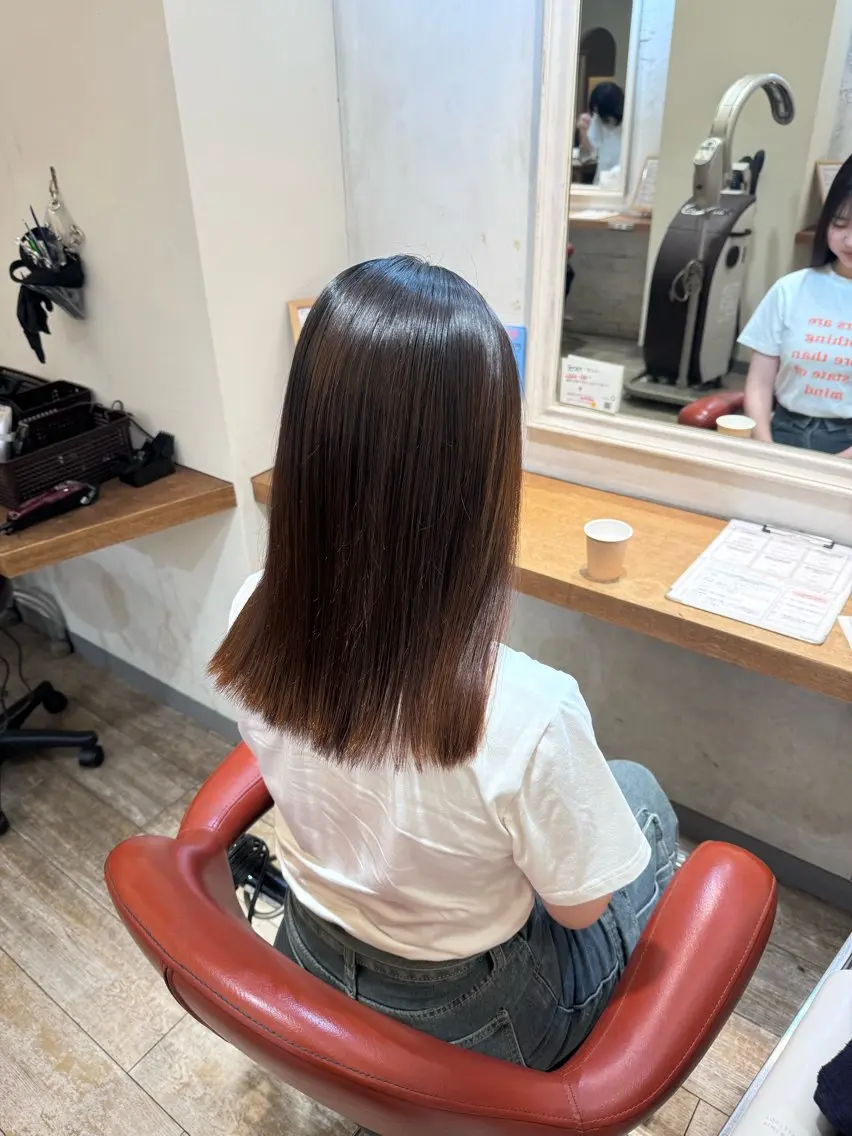 セミロング 酸性ストレート 🐈‍⬛ ibuのヘアスタイル