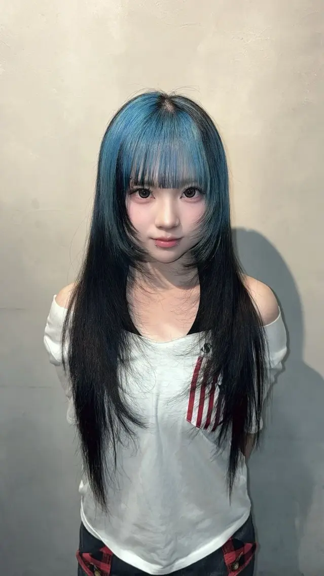 ロング 顔周りカット レイヤーカット 城川 ノアのヘアスタイル
