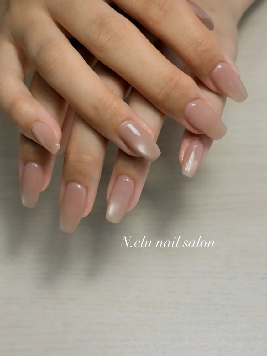 ネイル マグネットネイル オフィスネイル ピンク ピンクベージュ シンプルネイル ハンドネイル N.elu nail salonのネイルデザイン