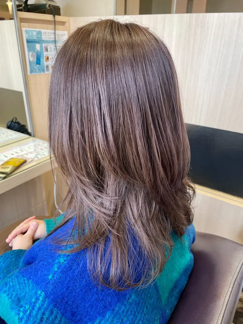 ロング カラー ラベンダーカラー レイヤーカット カット ヘアカラー 小林 純一郎のヘアスタイル