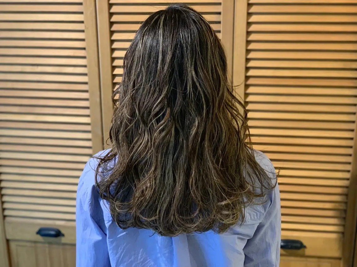 ロング 銀座フリーランススタ イリストMIYUKIのヘアスタイル
