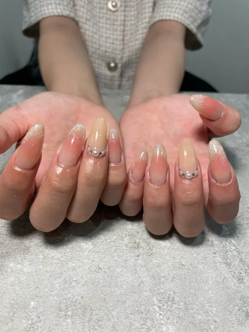 ネイル 持ち込み Raviliss ♡のネイルデザイン