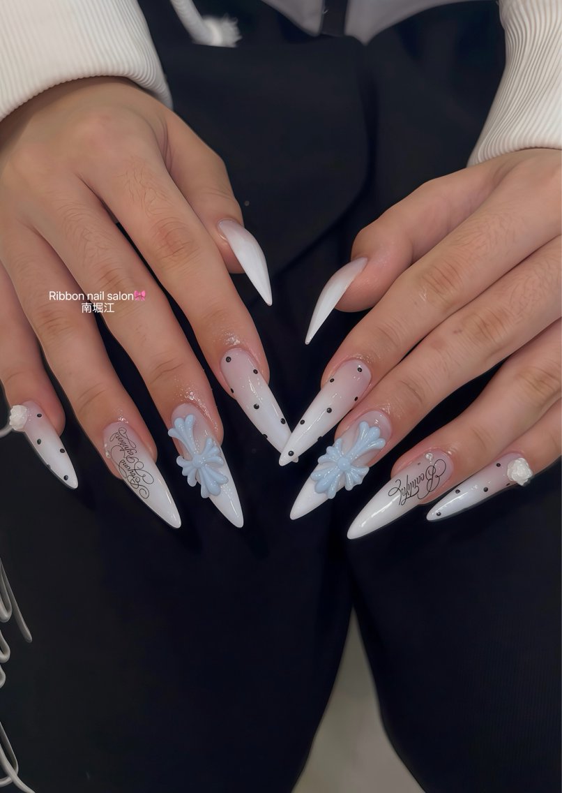 ネイル ドット フラワーネイル ガーリー 韓国ネイル ロングネイル ハンドネイル RibbonNail 南堀江のネイルデザイン
