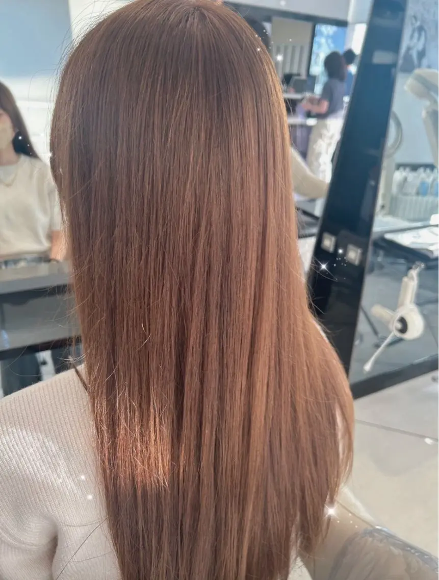 ロング カラー ヘアカラー トリートメント Aika  ︎︎のヘアスタイル