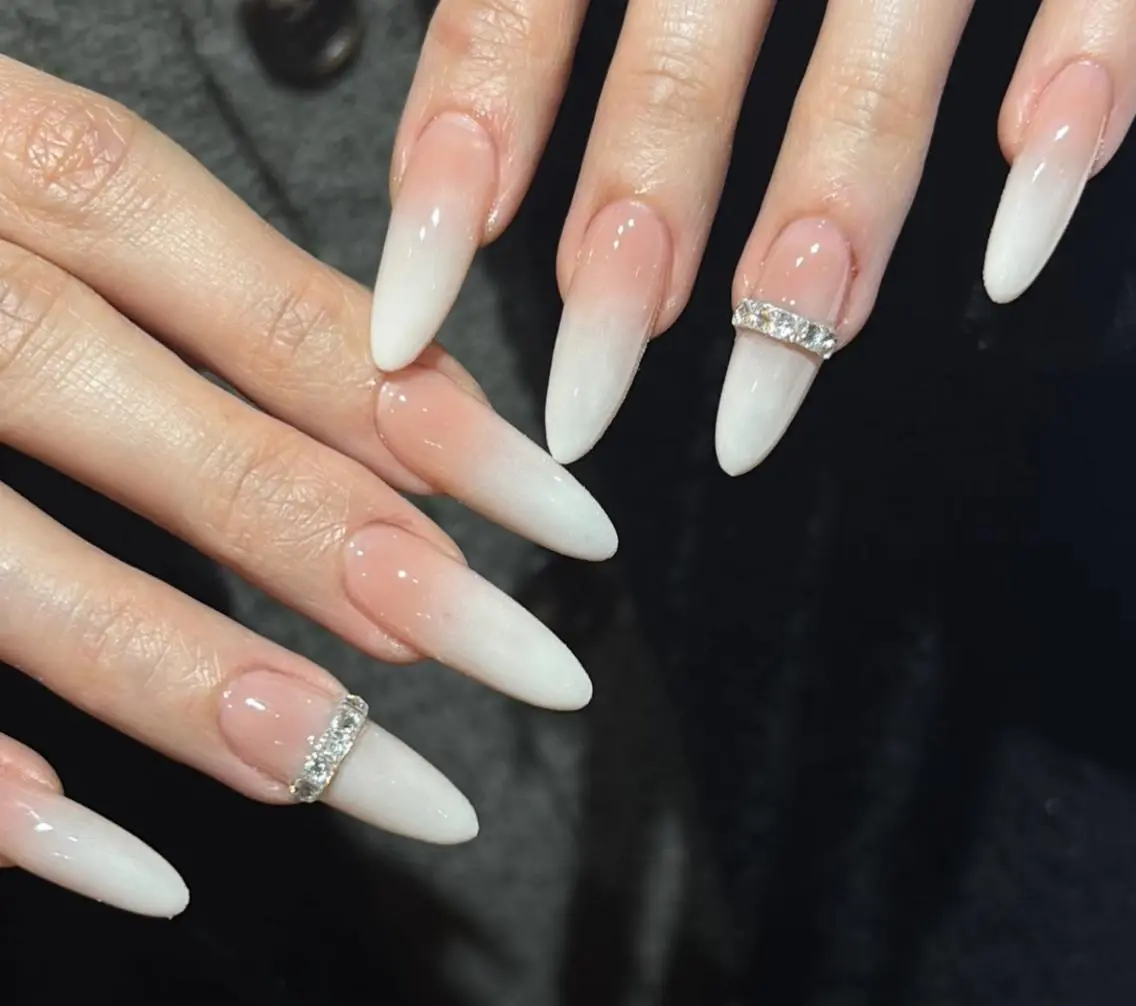 ネイル ハンドネイル Pure&Rich Nailのネイルデザイン