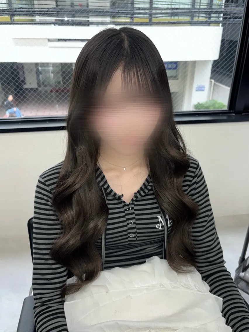 ロング カラー ヘアアレンジ メンズ カット ヘアカラー トリートメント エクステ ヘアセット 羽エク指名No1✨️ シールエク🌙しぇるのヘアスタイル