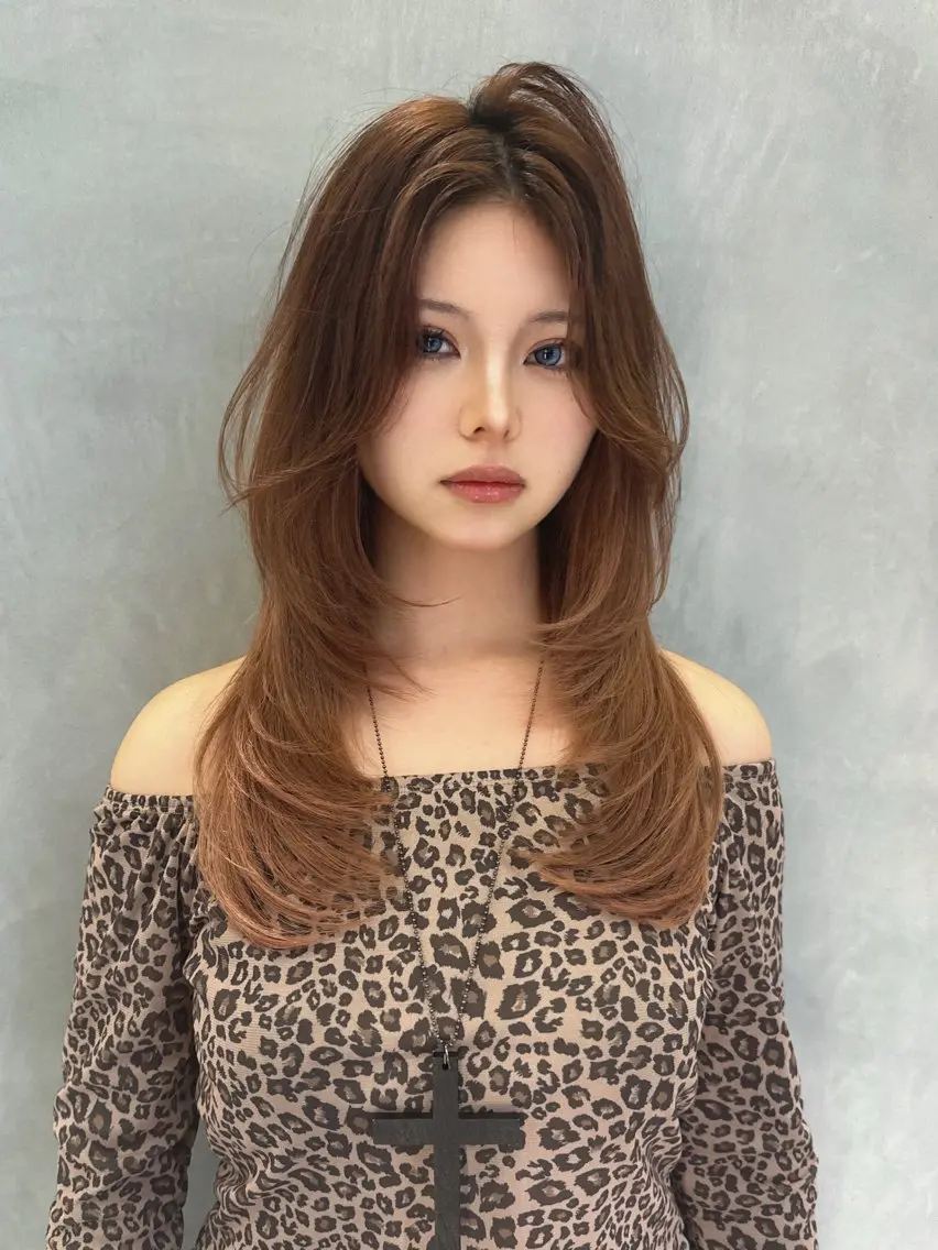 ロング レイヤーカット 栄/艶髪カラー /レイヤー/たいちのヘアスタイル