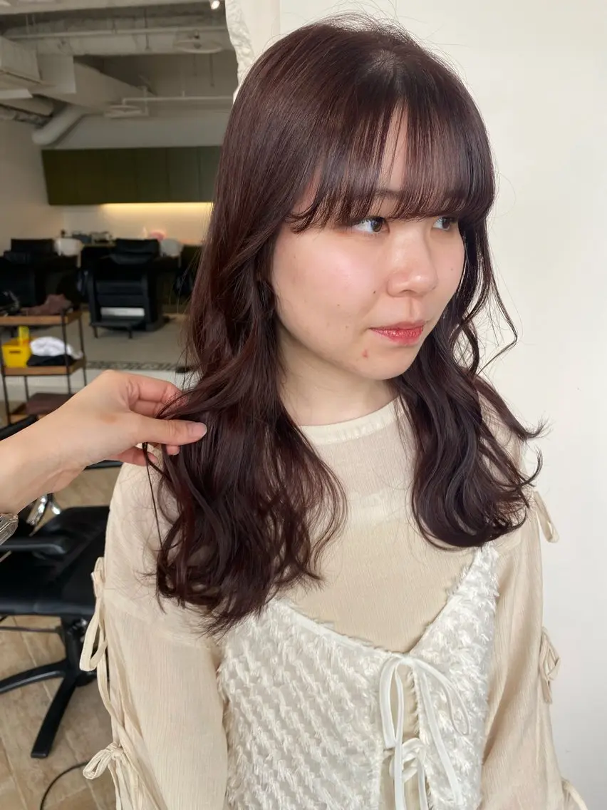 ロング カラー ブラウンカラー ピンクカラー ピンクブラウン カット ヘアカラー トリートメント LUVISM新潟🎀 透明感カラー/ミユのヘアスタイル