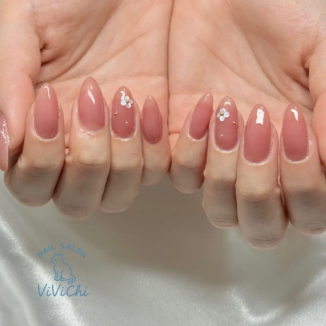 ネイル ハンドネイル ViViChi 梨帆のネイルデザイン