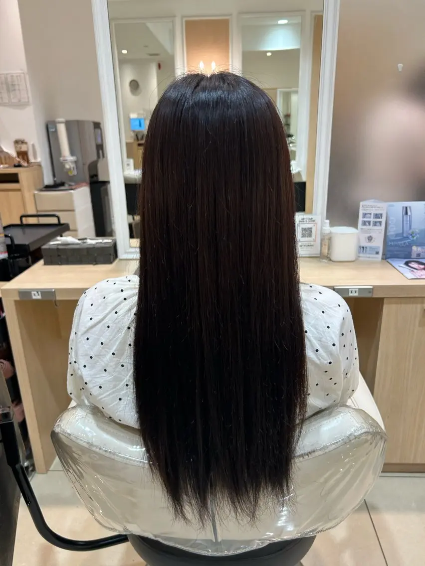 【自然な艶髪✨️】縮毛矯正+Aujua 4stepトリートメント🫧の写真