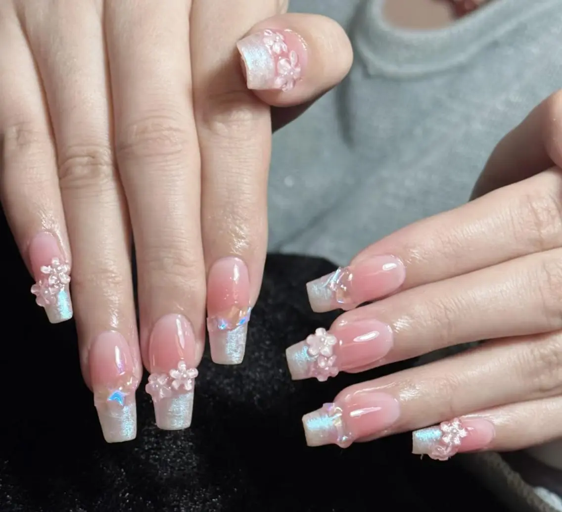 ネイル ハンドネイル 🎀 NaNa_nailのネイルデザイン
