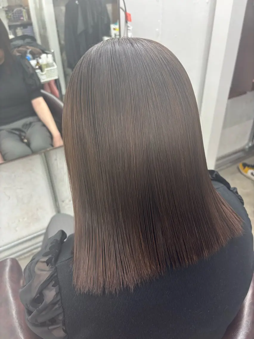 カラー ベージュカラー ショコラベージュ 透明感カラー オレンジ 縮毛矯正 村田 彩音のヘアスタイル