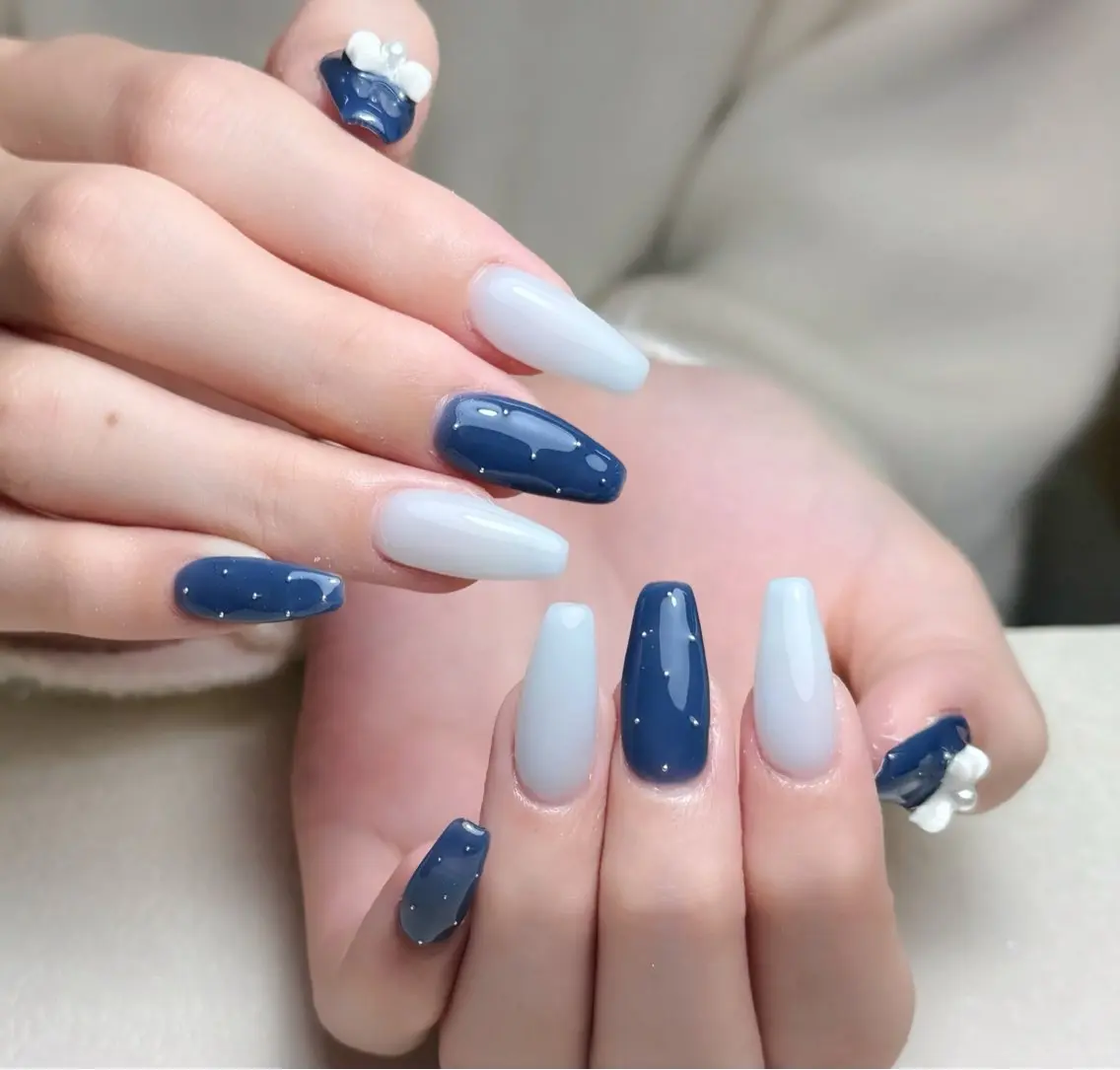 ネイル アートネイル 長さ出し フレンチネイル ジェルネイル ガーリー 中野駅から2分 MEO NAILのネイルデザイン