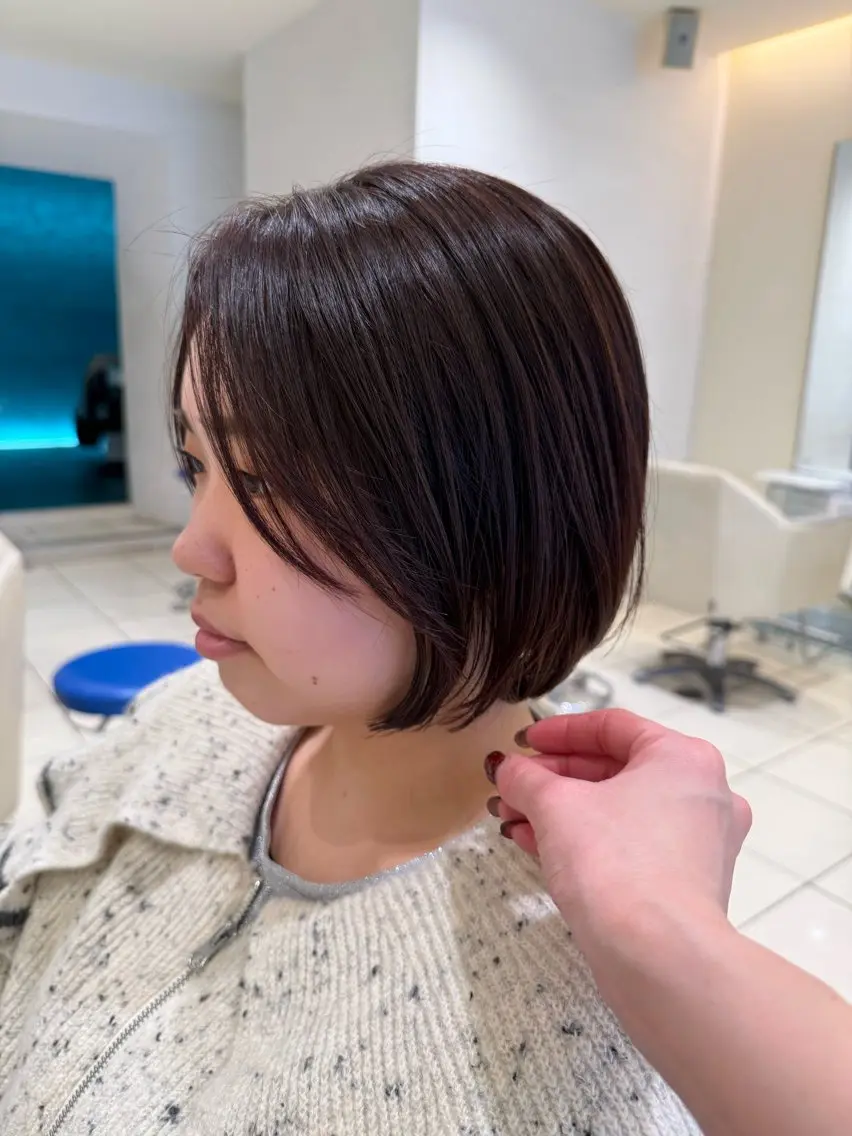 ミディアム カット 松下仁美 /ボブ顔周りレイヤーのヘアスタイル
