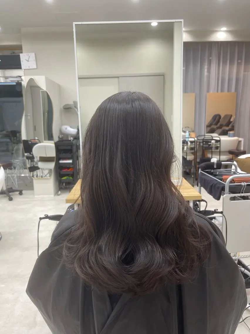 セミロング カラー 透明感カラー グレージュ 透明感カラー⭐️ Takumaのヘアスタイル