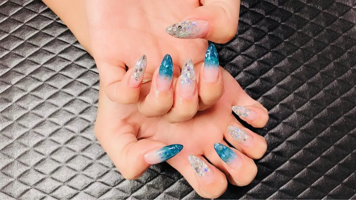 ネイル gorella Ａのネイルデザイン