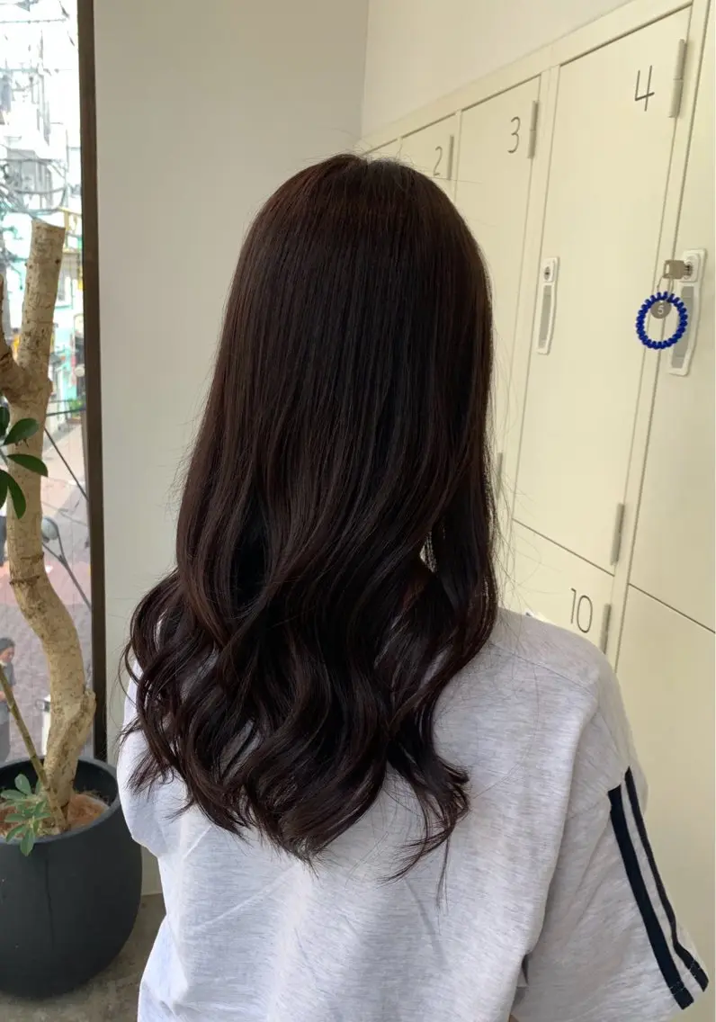 カラー ヘアカラー 辻岡 悠稀のヘアスタイル