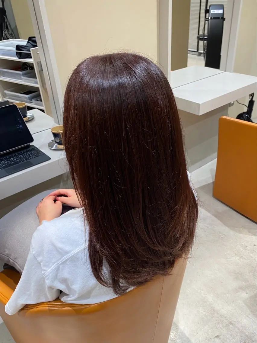 カラー 石井美羽 NEROのヘアスタイル