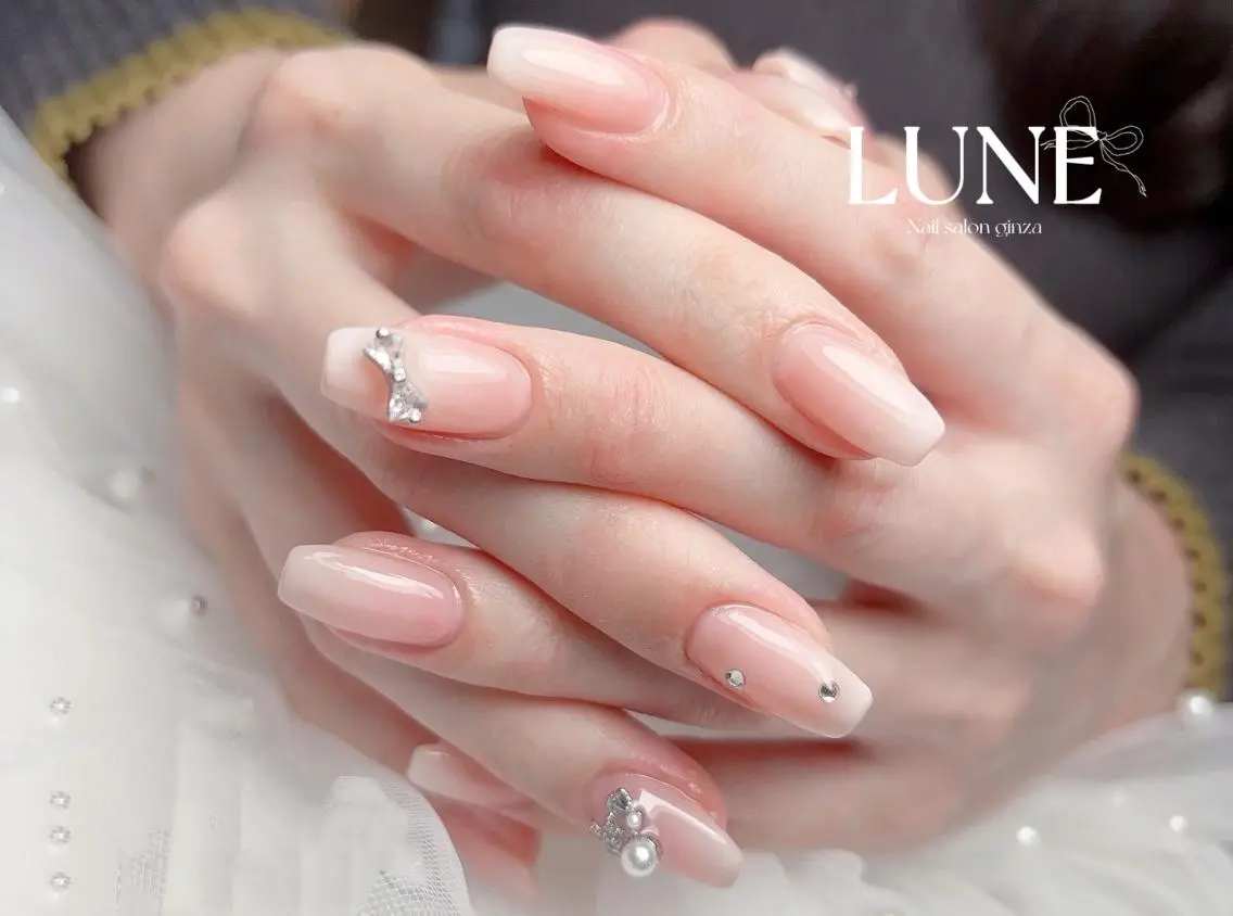 ネイル LUNE nail salon えりか✨のネイルデザイン