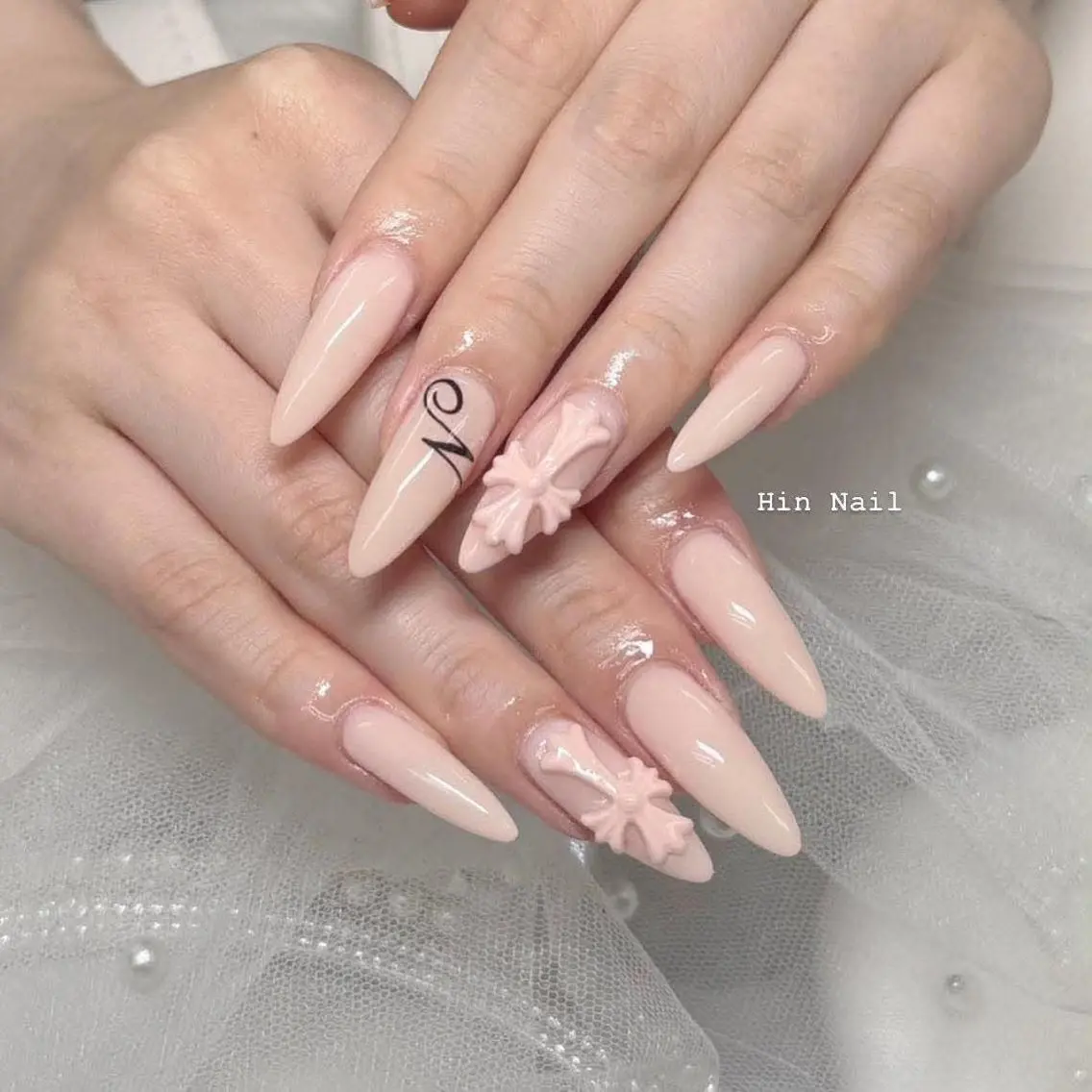 ネイル ハンドネイル Hin Nailのネイルデザイン