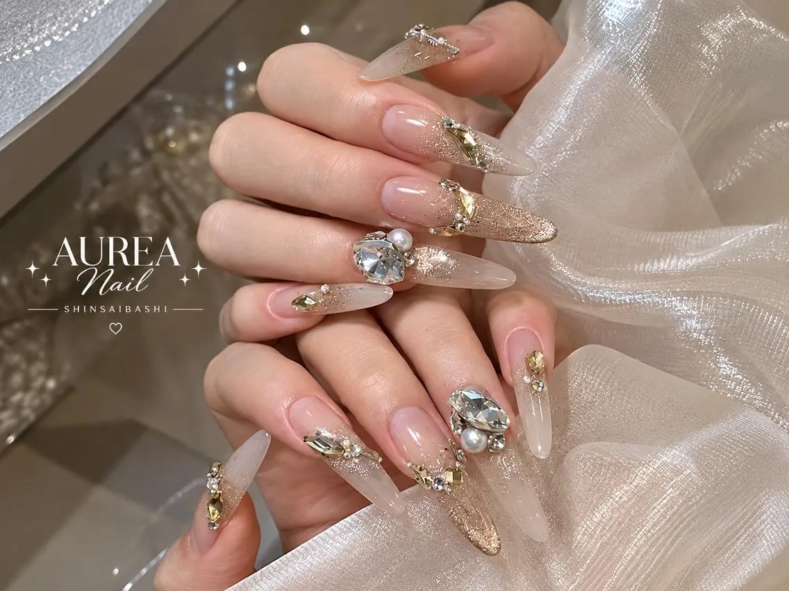 ネイル Mina Aurea Nailのネイルデザイン