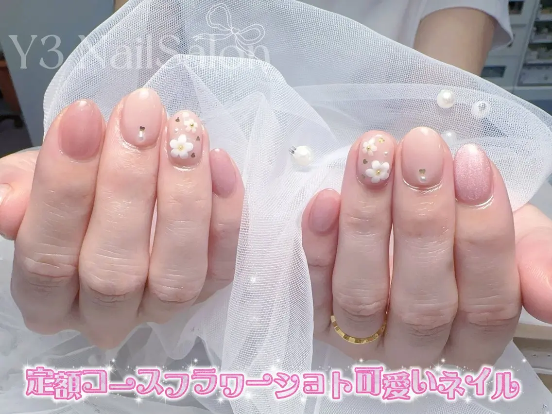 ネイル ガーリー ワンホンネイル ハンドネイル Y3 NailSalonのネイルデザイン